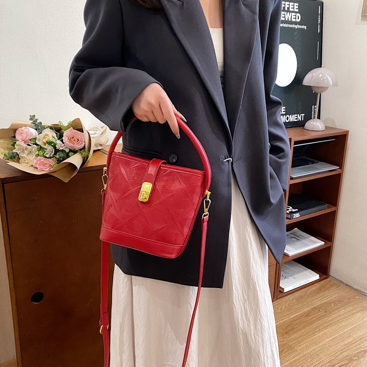 PC Bucket Crossbody Bag with Lock Closure and Spliced Design - Image 4