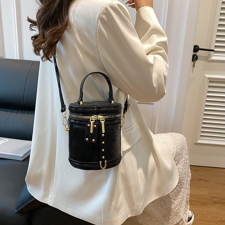 PU Bucket Bag with Zipper and Stitching - One Size - Image 4