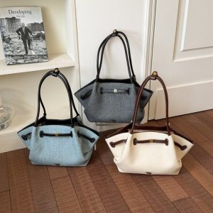 Women's One Shoulder Crossbody Handbag with Zip Clasp - Summer 2026 - White,Black,Blue - One Size
